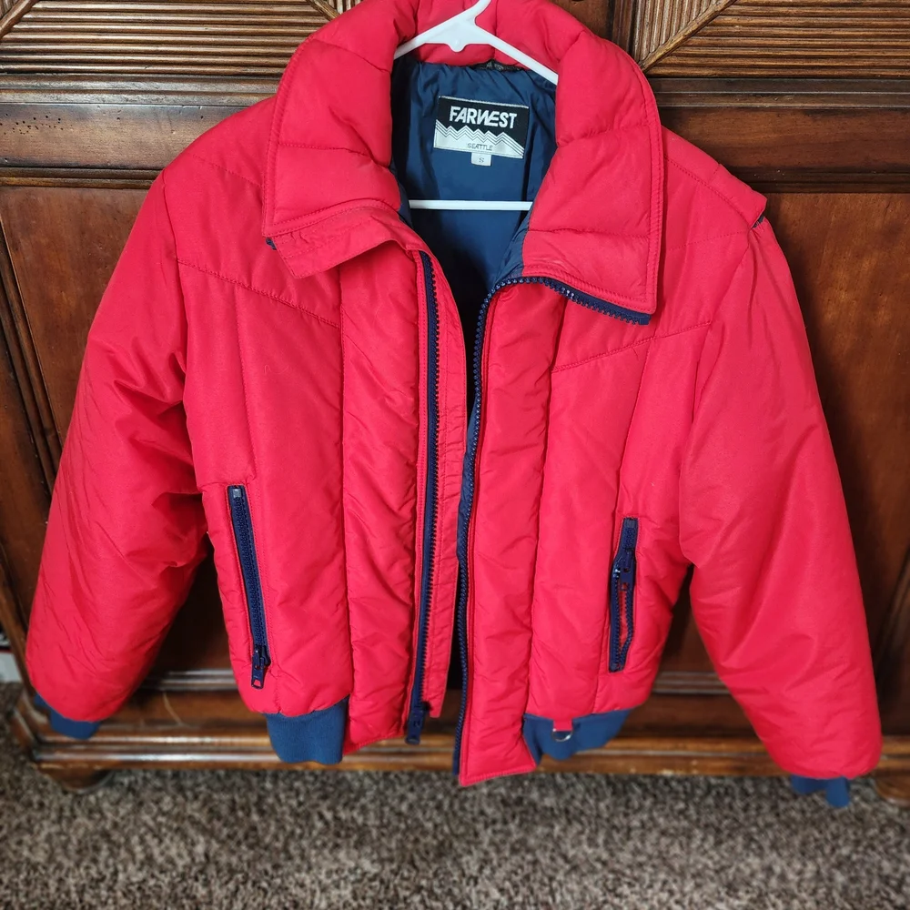 Womens Small Far West Seattle Puffer Jacket WATERPROOF - Picture 1 of 7